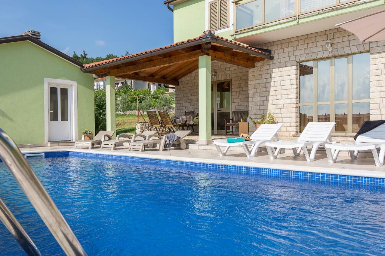 Apartments Cekada لابين المظهر الخارجي الصورة