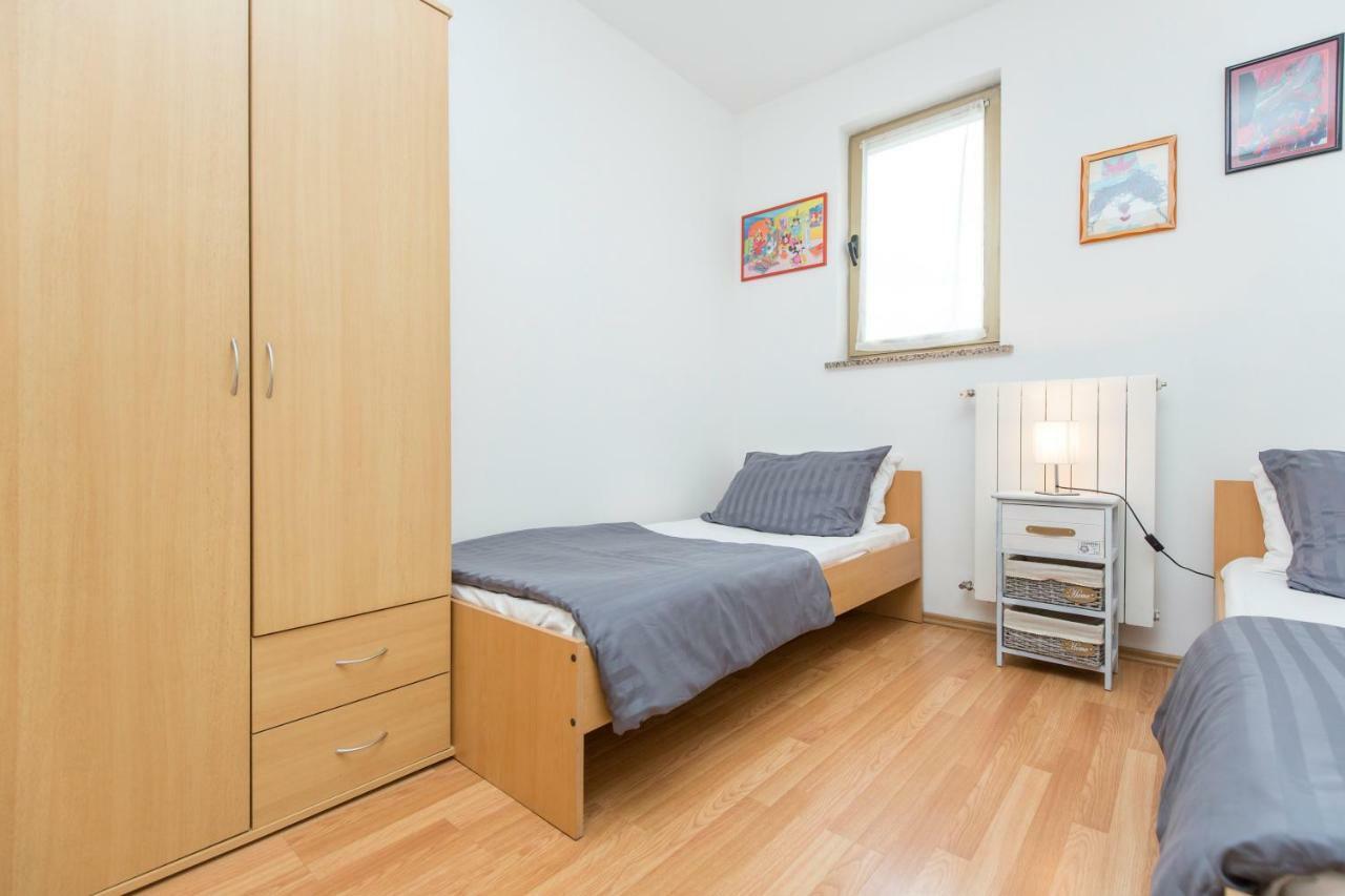 Apartments Cekada لابين المظهر الخارجي الصورة