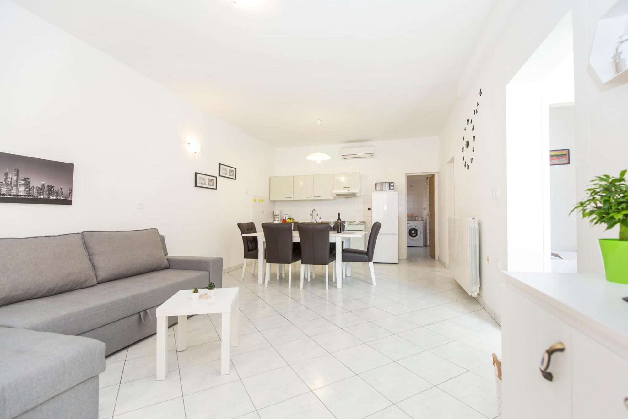 Apartments Cekada لابين المظهر الخارجي الصورة