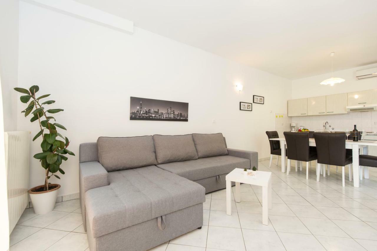 Apartments Cekada لابين المظهر الخارجي الصورة