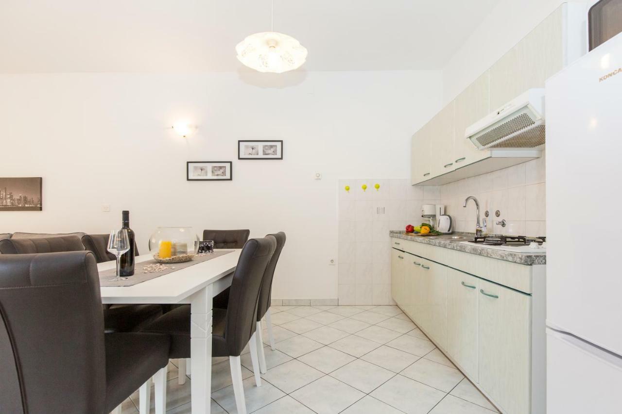 Apartments Cekada لابين المظهر الخارجي الصورة