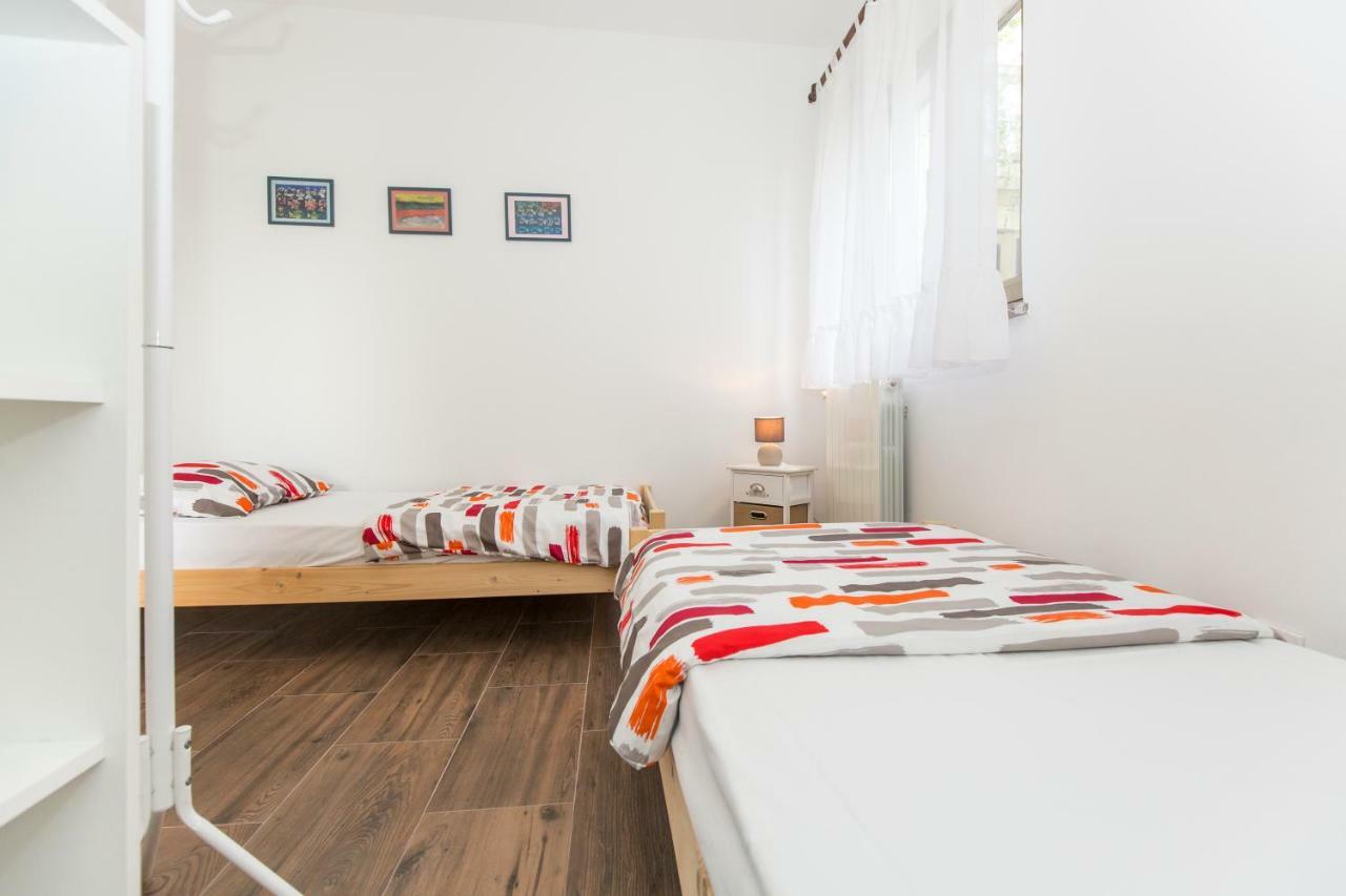Apartments Cekada لابين المظهر الخارجي الصورة
