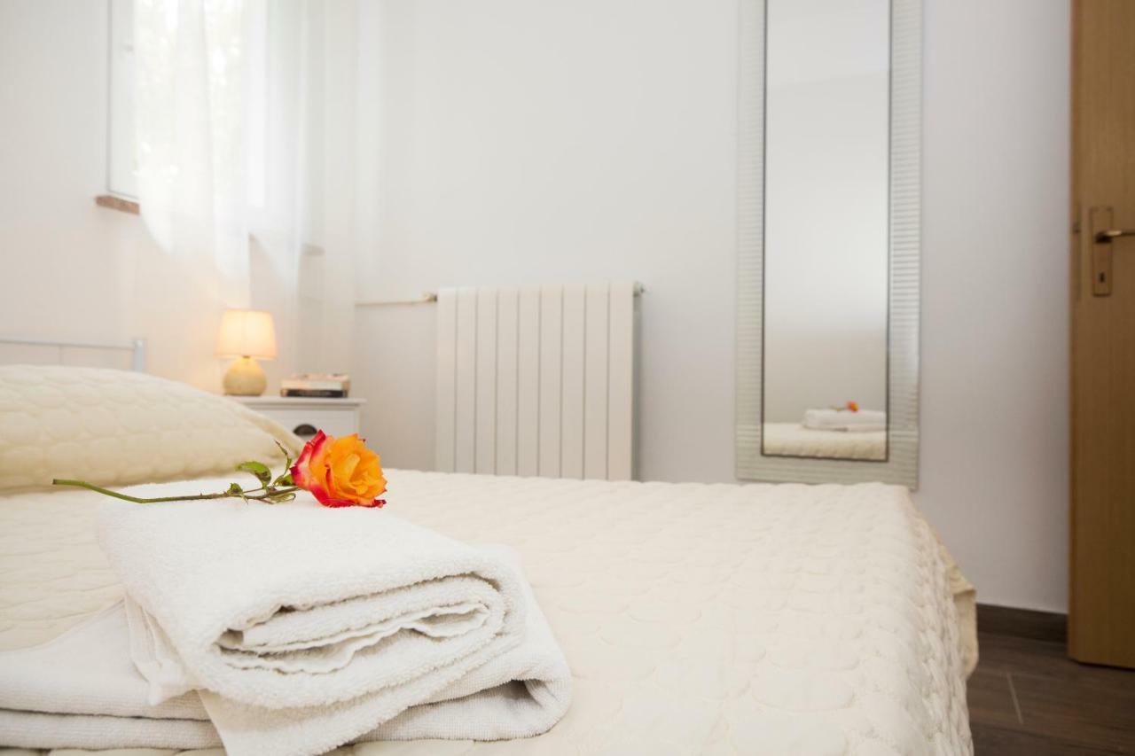 Apartments Cekada لابين المظهر الخارجي الصورة